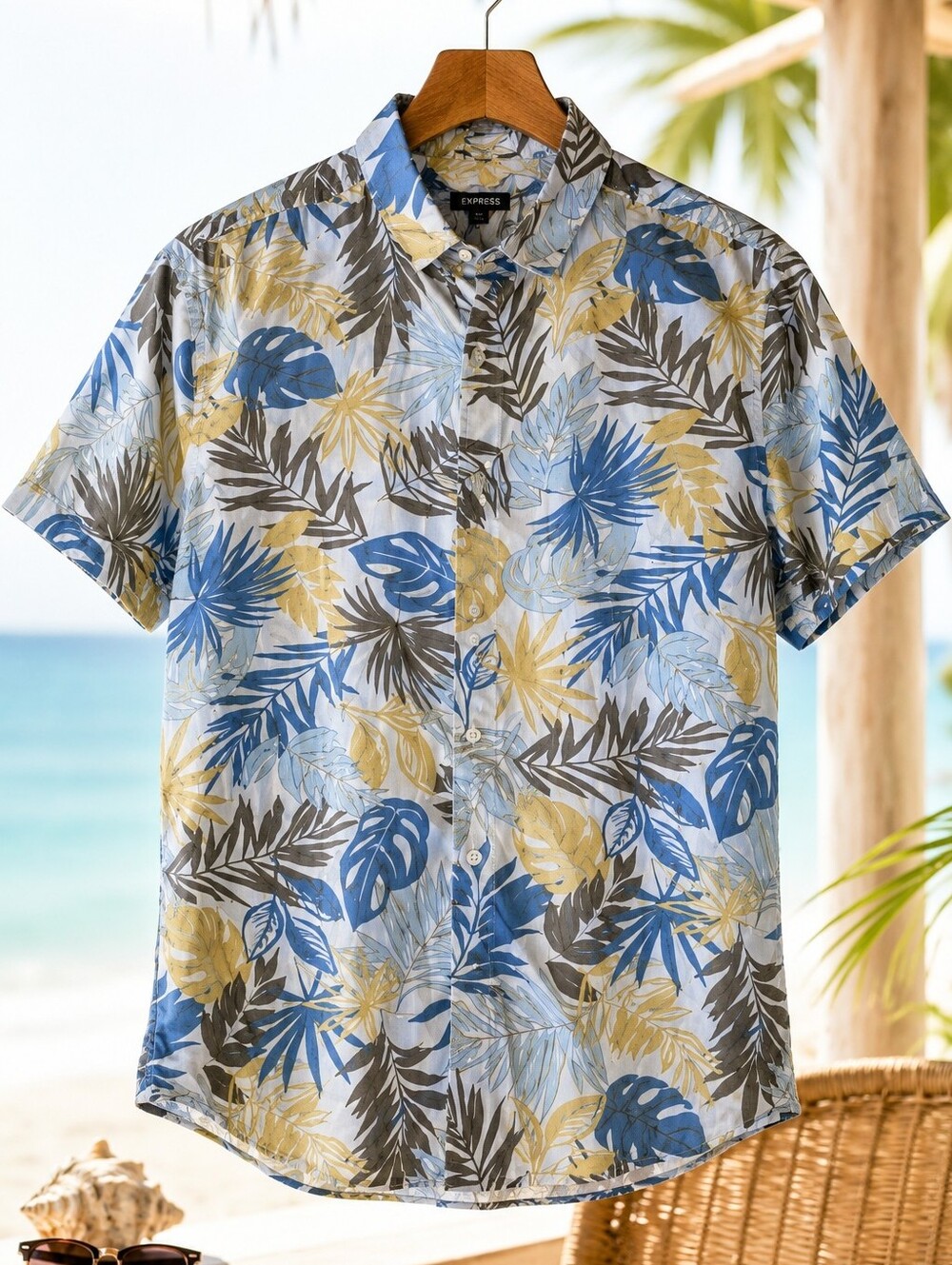 Express Tropical Hawaiian Shirt Men's Medium Blue Leaf Print Short Sleeve Resort